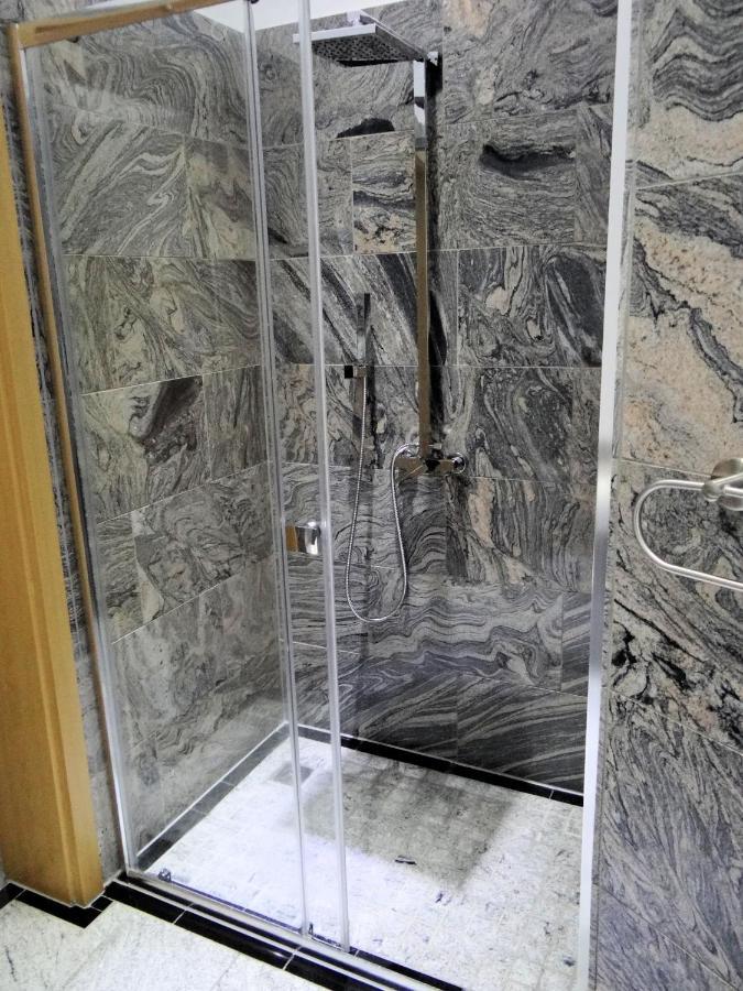 Travelers Home Hasloch  Exteriör bild